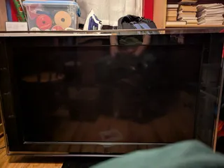 35" Screen TV