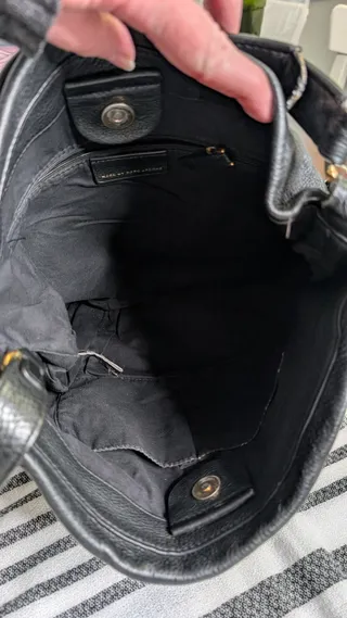 Marc Jacobs Crossbody purse